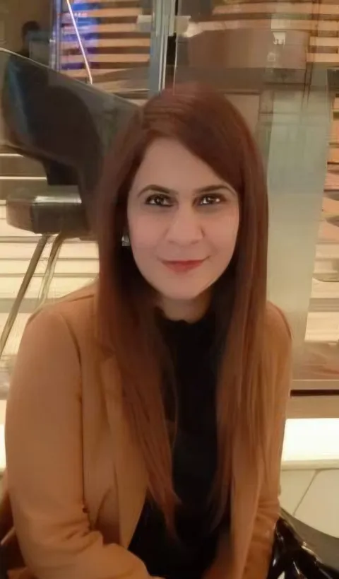 Preeti Khattar, Director, Business at Étude Services
